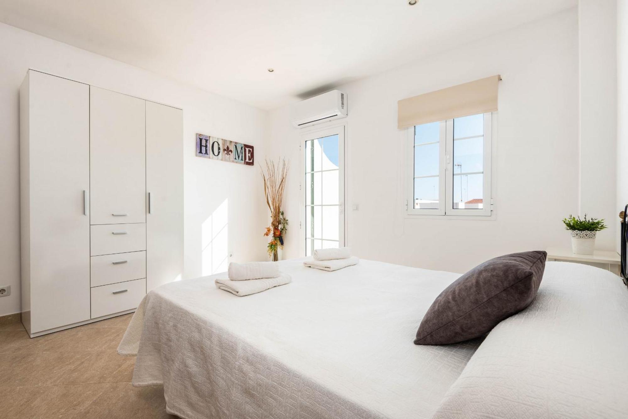 Ca Na Bel 4 Bedroom House, Ciutadella Ситадела Екстериор снимка